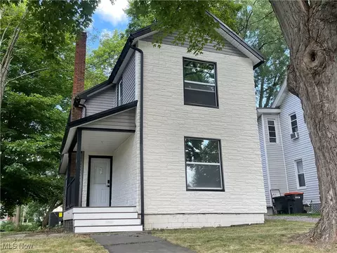 442 Washington St, Salem, OH 44460