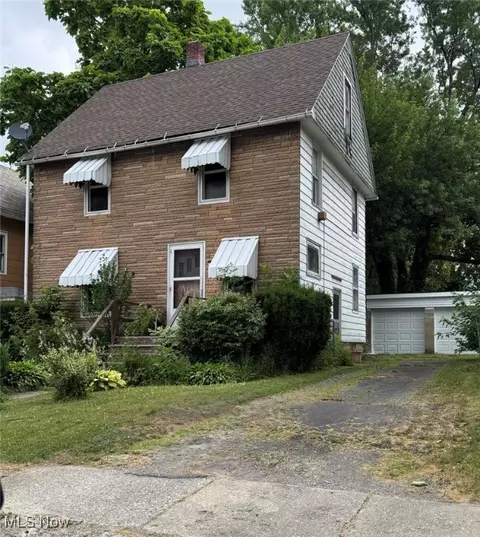 4720 Strong Ave, Ashtabula, OH 44004 photo 2