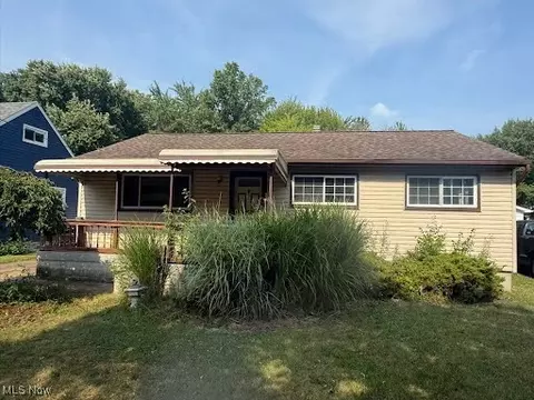 6464 Claudia Dr, Brook Park, OH 44142