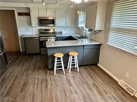 Kitchen - 4885 Fields Ave SW, Canton, OH 44706 photo 1 of 3