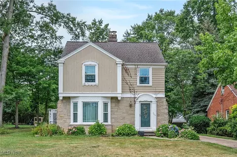 542 Humiston Dr, Bay Village, OH 44140