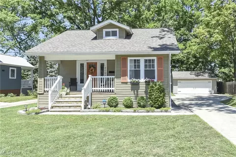 21372 Northwood Ave, Fairview Park, OH 44126