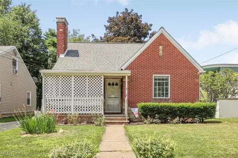 966 Washington St, Wooster, OH 44691