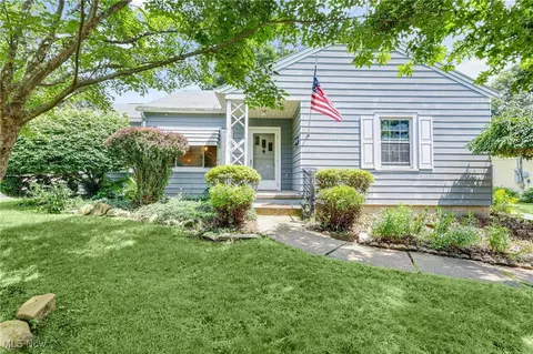 1941 Fisher Dr, Wooster, OH 44691