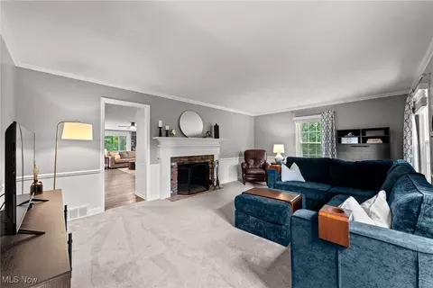 Living - 390 Willard Rd, Aurora, OH 44202 photo 3 of 3