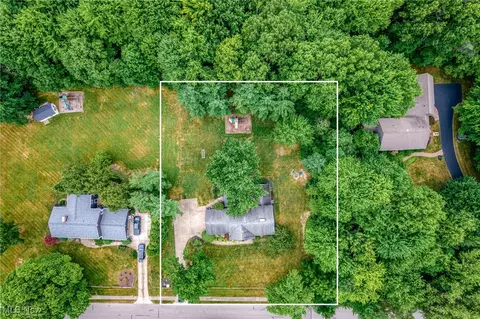 View/Area - 390 Willard Rd, Aurora, OH 44202 photo 1 of 2