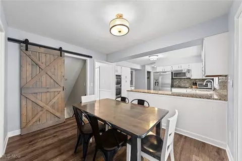 Dining - 390 Willard Rd, Aurora, OH 44202 photo 4 of 4