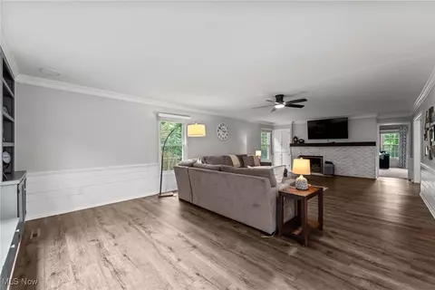 Living - 390 Willard Rd, Aurora, OH 44202 photo 1 of 3
