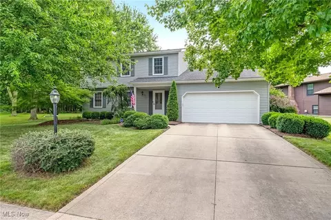 15033 Wilmington Dr, Strongsville, OH 44136