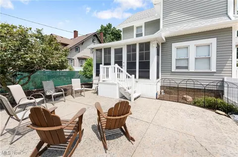 Exterior - 327 Bellflower Ave NW, Canton, OH 44708 photo 8 of 14