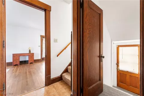 Entry Way - 327 Bellflower Ave NW, Canton, OH 44708 photo 3 of 4