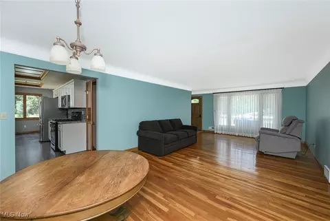 7926 Wright Rd, Broadview Heights, OH 44147 photo 17