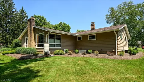 7926 Wright Rd, Broadview Heights, OH 44147 photo 11