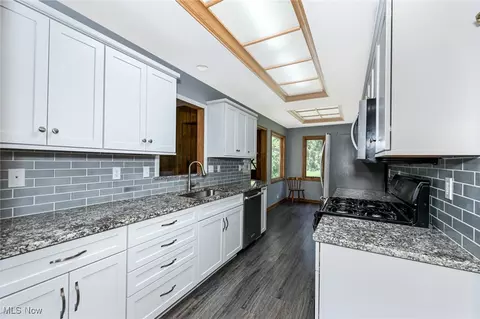 7926 Wright Rd, Broadview Heights, OH 44147 photo 18