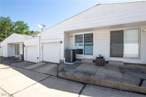 6486 State Rd #C2, Parma, OH 44134 photo 42