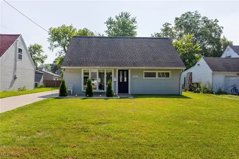 285 N Roanoke Ave, Youngstown, OH 44515
