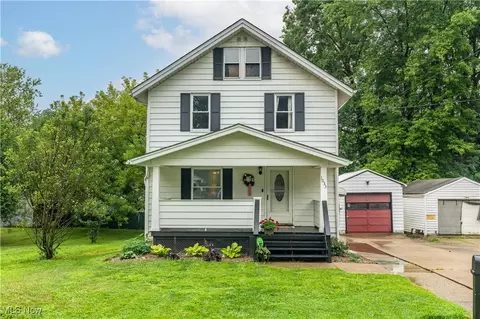 1033 Park Ave, Ravenna, OH 44266