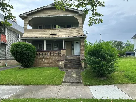 3649 E 151st St, Cleveland, OH 44128