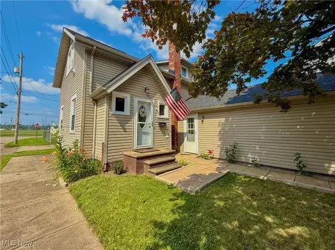 3115 2nd St NW, Canton, OH 44708