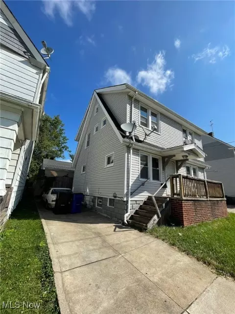 8317 Goodman Ave, Cleveland, OH 44105