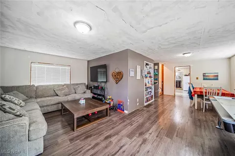 116 Willis Ave, Jefferson, OH 44047 photo 5