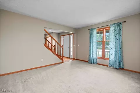 130 Santa Fe Ct, Elyria, OH 44035 photo 7
