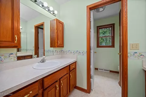 130 Santa Fe Ct, Elyria, OH 44035 photo 31