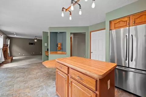 130 Santa Fe Ct, Elyria, OH 44035 photo 12