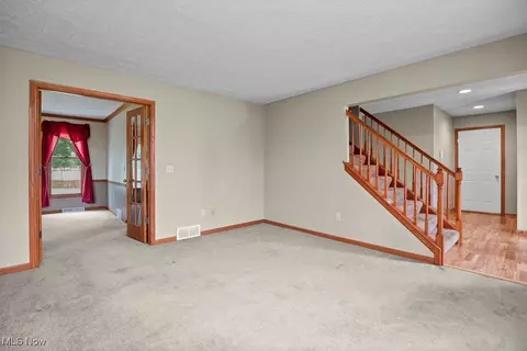 130 Santa Fe Ct, Elyria, OH 44035 photo 6