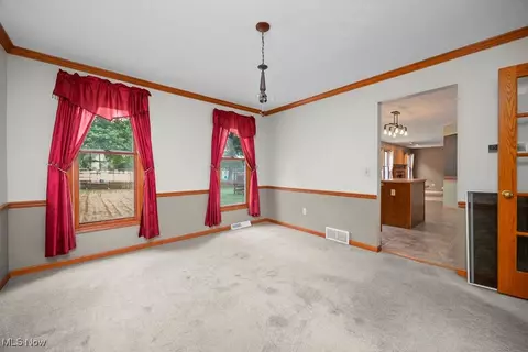 130 Santa Fe Ct, Elyria, OH 44035 photo 9