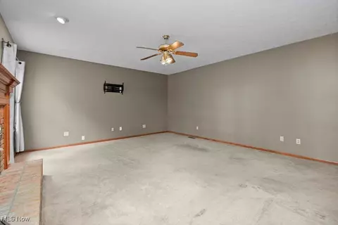 130 Santa Fe Ct, Elyria, OH 44035 photo 20