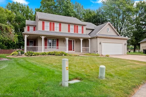 130 Santa Fe Ct, Elyria, OH 44035 photo 2
