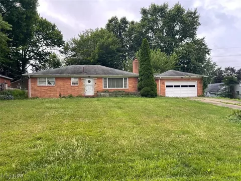 1410 48th St NW, Canton, OH 44709