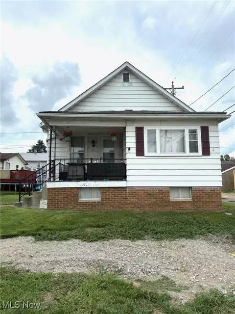 211 Fuhr St, Dennison, OH 44621