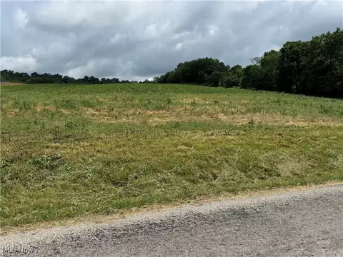 Dunker Road, Baltic, OH 43804