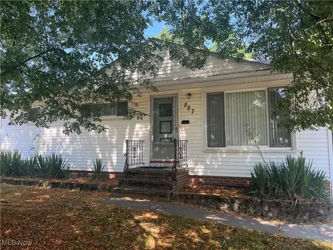 887 Mckinley Ave, Bedford, OH 44146