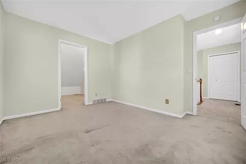 5815 Pineview Ln # -A, Willoughby, OH 44094 photo 35