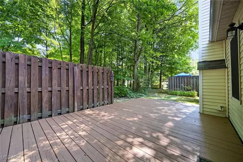5815 Pineview Ln # -A, Willoughby, OH 44094 photo 38