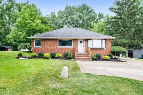 10620 Ridge Rd, North Royalton, OH 44133