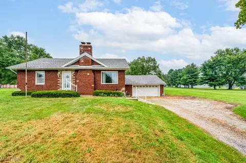 11441 Taylor St NE, Alliance, OH 44601