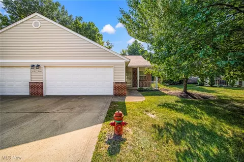 820 N Creek Dr, Painesville, OH 44077