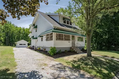 1014 W Waterloo Rd, Akron, OH 44314