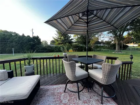 Exterior - 3933 21st St NW, Canton, OH 44708 photo 3 of 8
