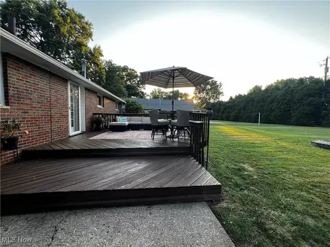 Exterior - 3933 21st St NW, Canton, OH 44708 photo 7 of 8