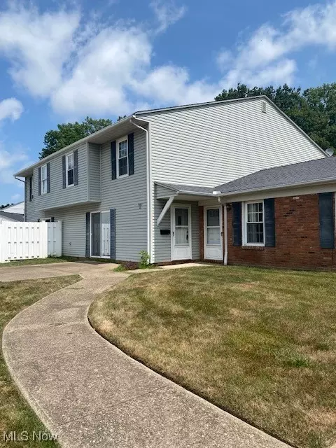 7961 Independence Dr #D, Mentor, OH 44060