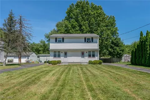 9925 Struthers Rd, New Middletown, OH 44442