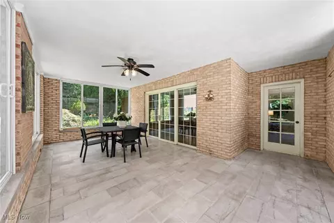 2121 Stockbridge Rd, Akron, OH 44313 photo 13