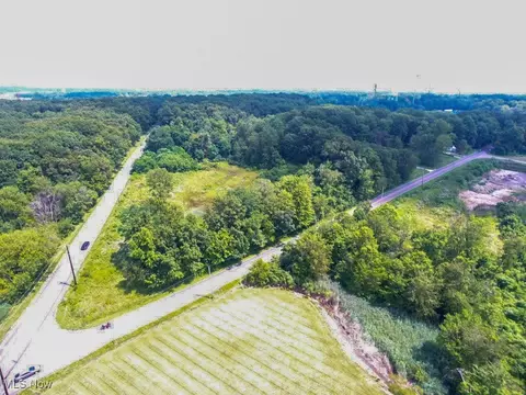 Silica Road, Austintown, OH 44515