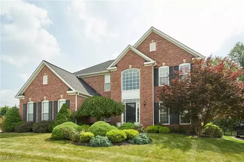 Exterior - 31 Westwick Way, Copley, OH 44321 photo 4 of 7