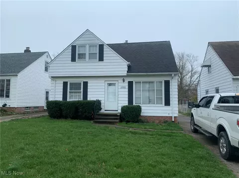 14500 Tokay Ave, Maple Heights, OH 44137